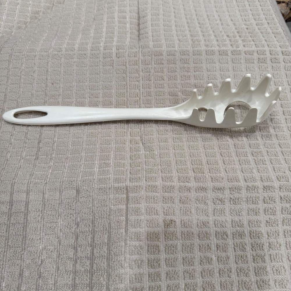 Ensar Corp White Plastic‎ Spaghetti Server Spoon Made in USA Kitchen Utensil
